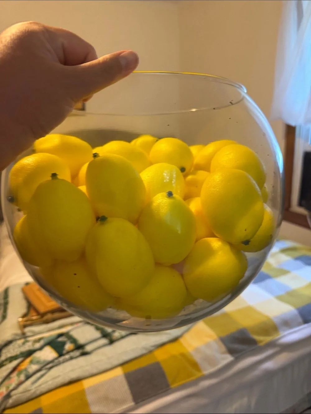 N/A vivid yellow